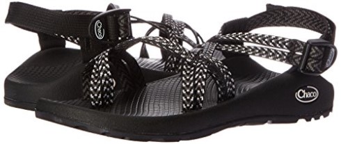 Sandalia Atlética Clásica Zx2 Mujer Boost Negra Chacos