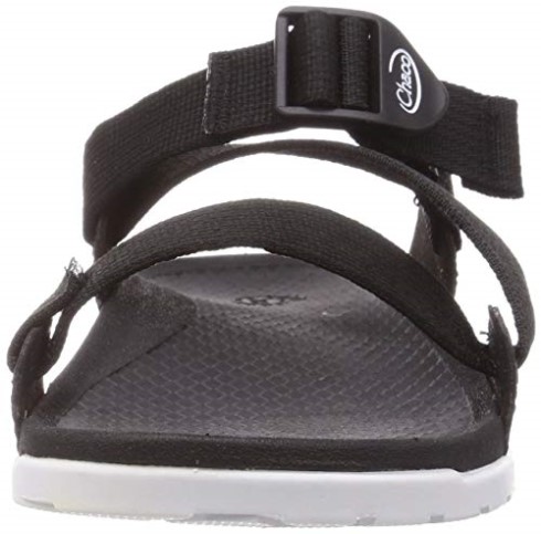 Sandalia Mujer Chacos Negra