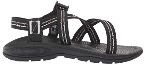 Sandalia Zvolv Mujer String Negro Chacos